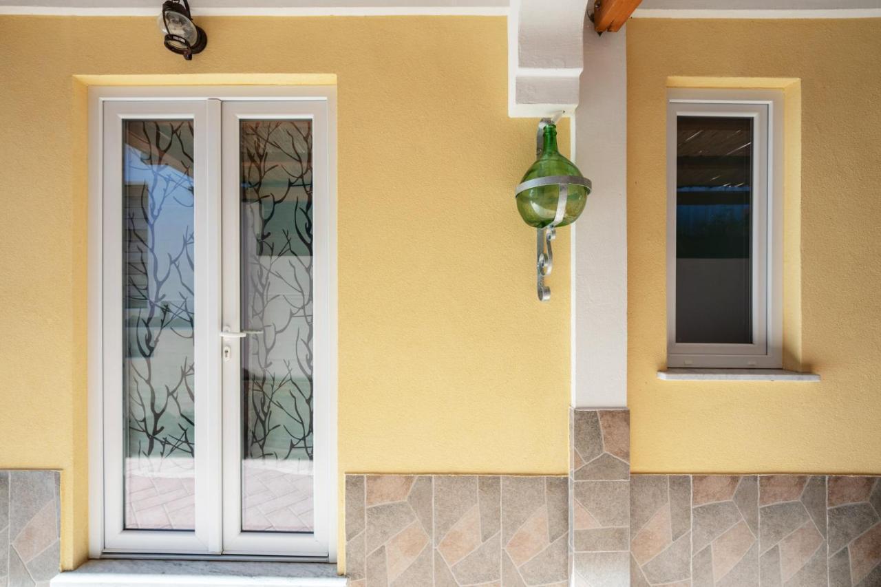La Cantina Dello Sgatto Προτσίντα Εξωτερικό φωτογραφία